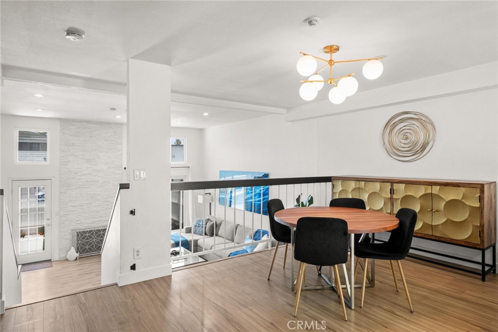 2310 Vanderbilt Lane 4