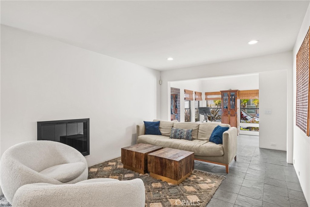 646 6th Street