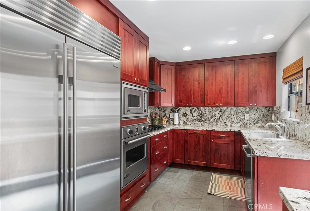 646 6th Street