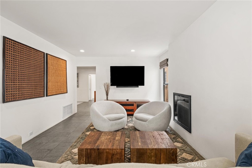 646 6th Street