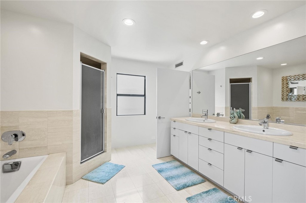 646 6th Street