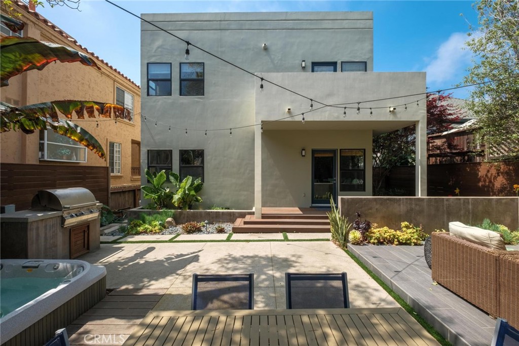 646 6th Street
