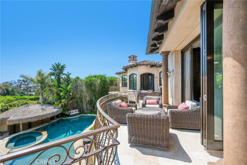 215 S Poinsettia Avenue