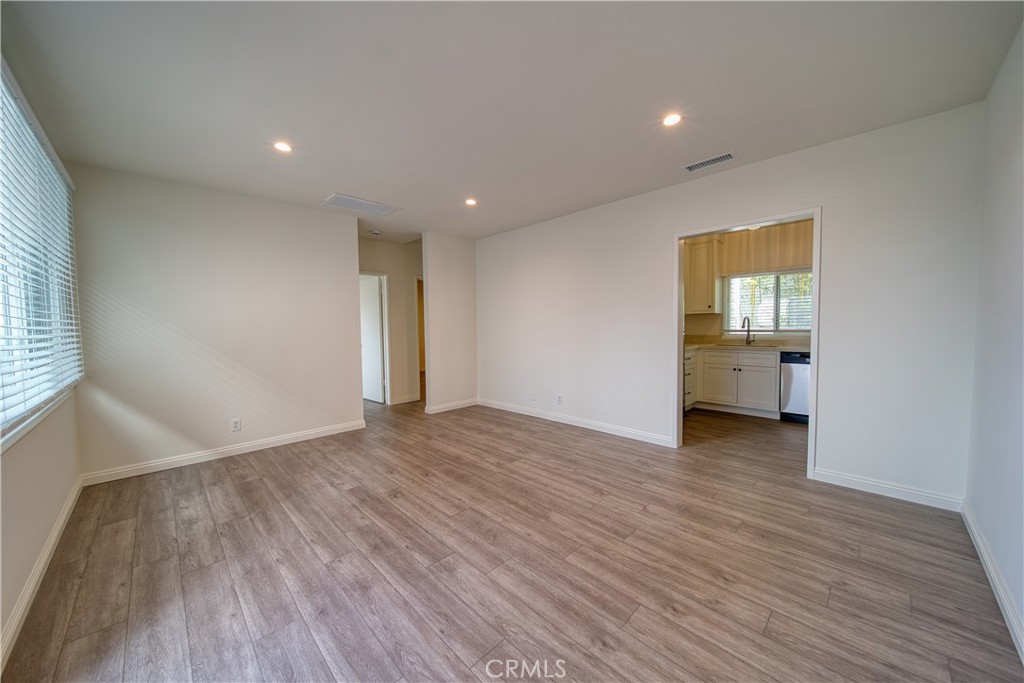 926 Manhattan Beach Blvd A