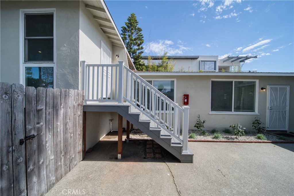 926 Manhattan Beach Blvd A