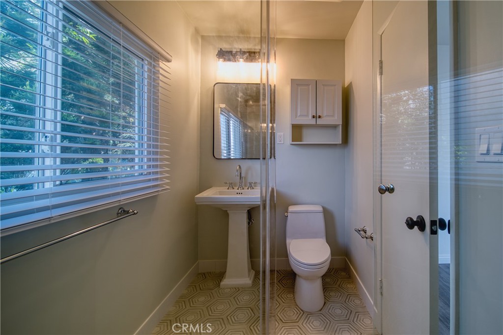 926 Manhattan Beach Blvd