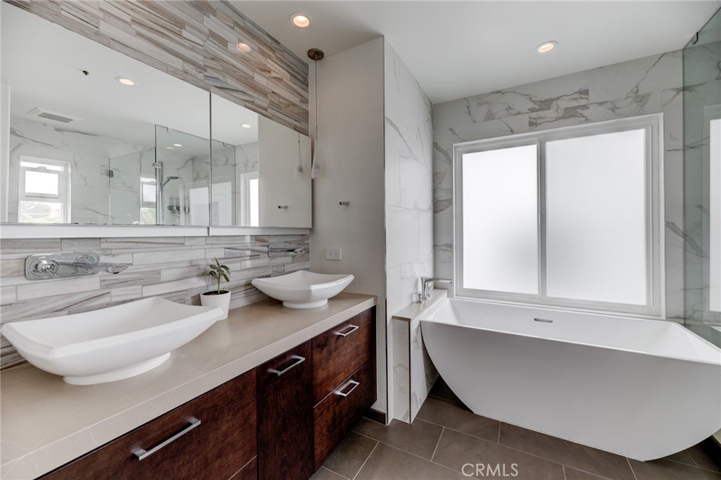 1924 Ruhland Avenue B