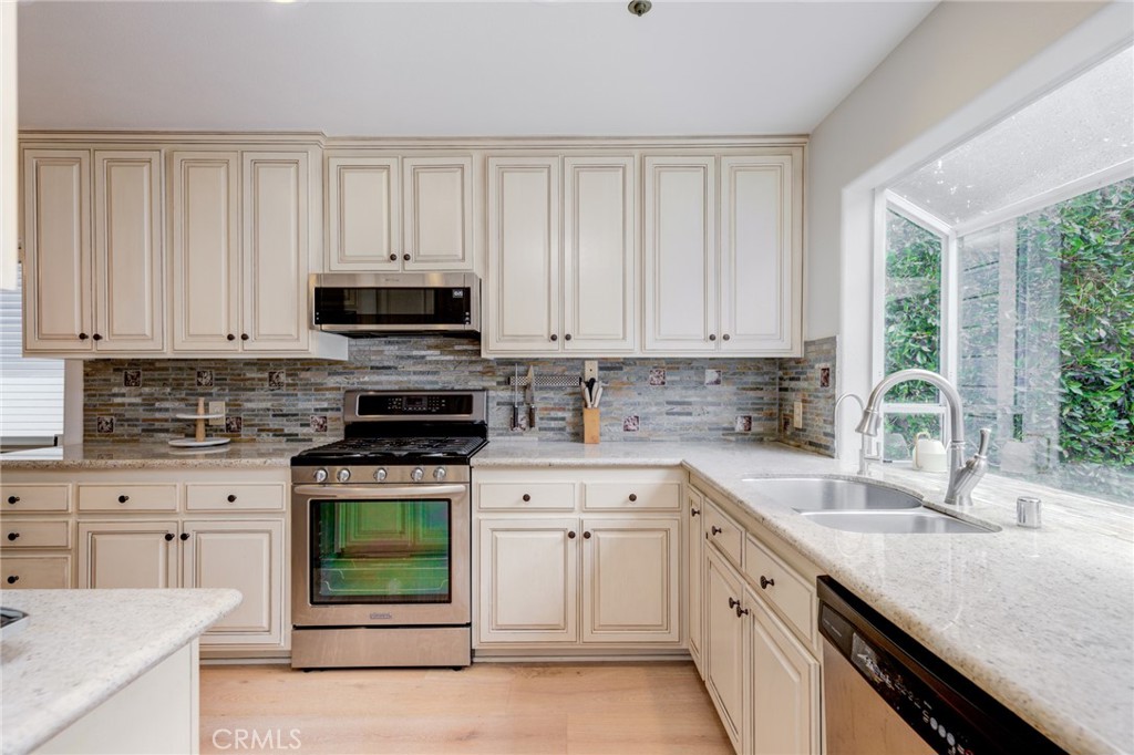 1924 Ruhland Avenue B