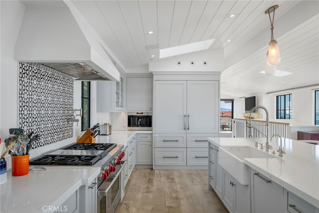 2903 Manhattan Avenue A