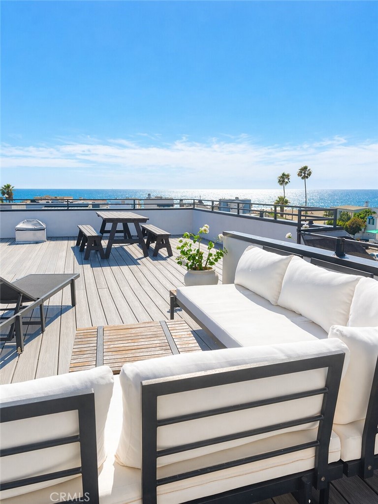 2124 Hermosa Avenue 6