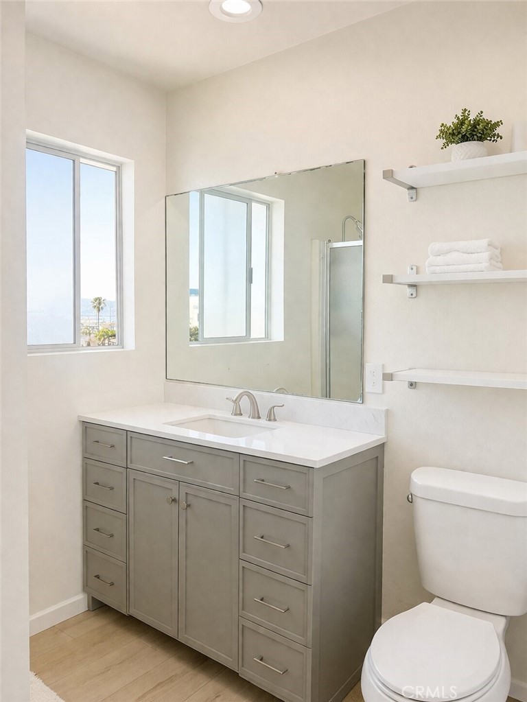 2124 Hermosa Avenue 6