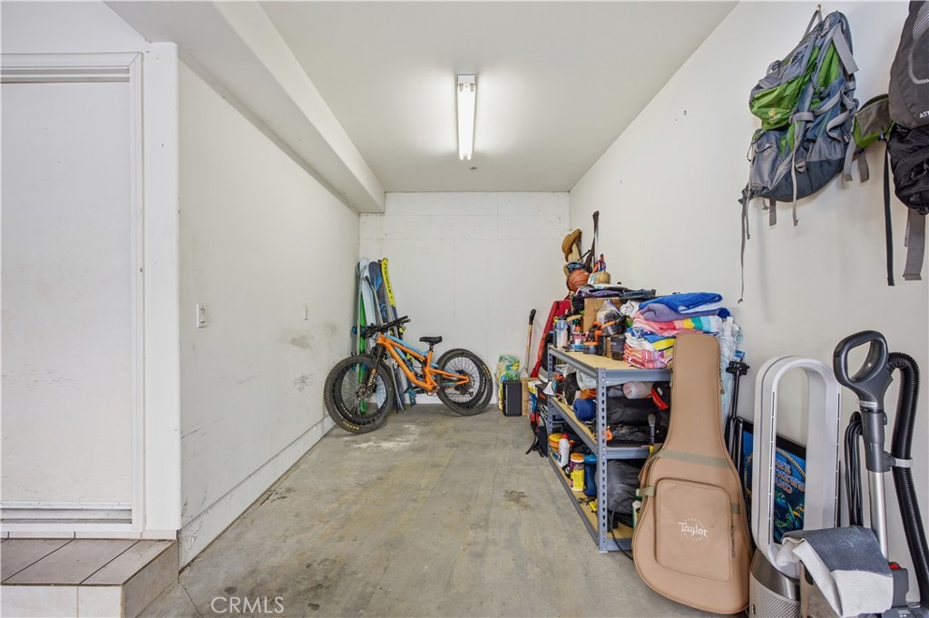 2142 Washington