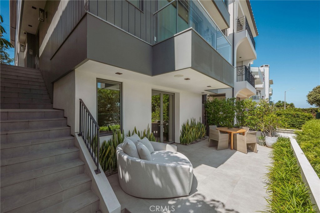 457 26th Street