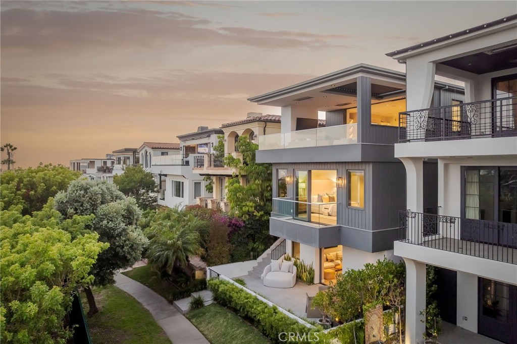 457 26th Street