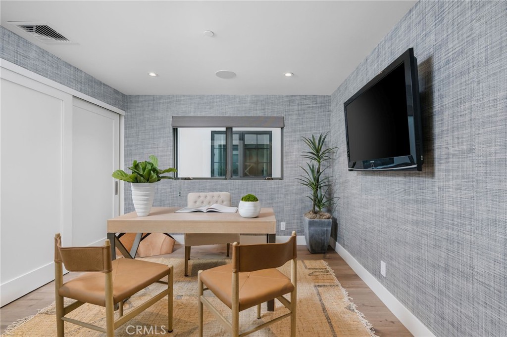 457 26th Street
