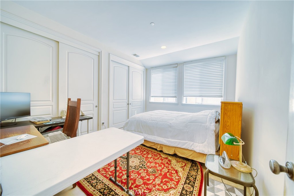 814 Esplanade