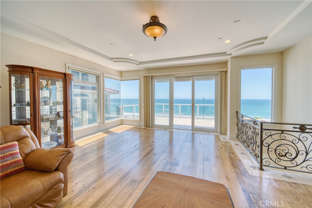 814 Esplanade