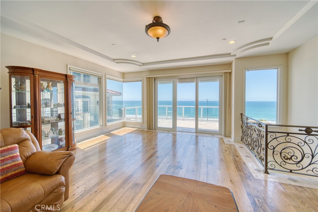 814 Esplanade