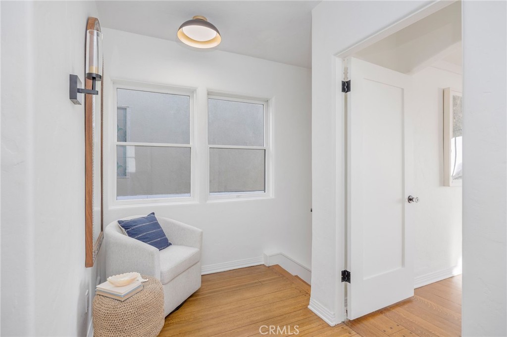 2654 The Strand