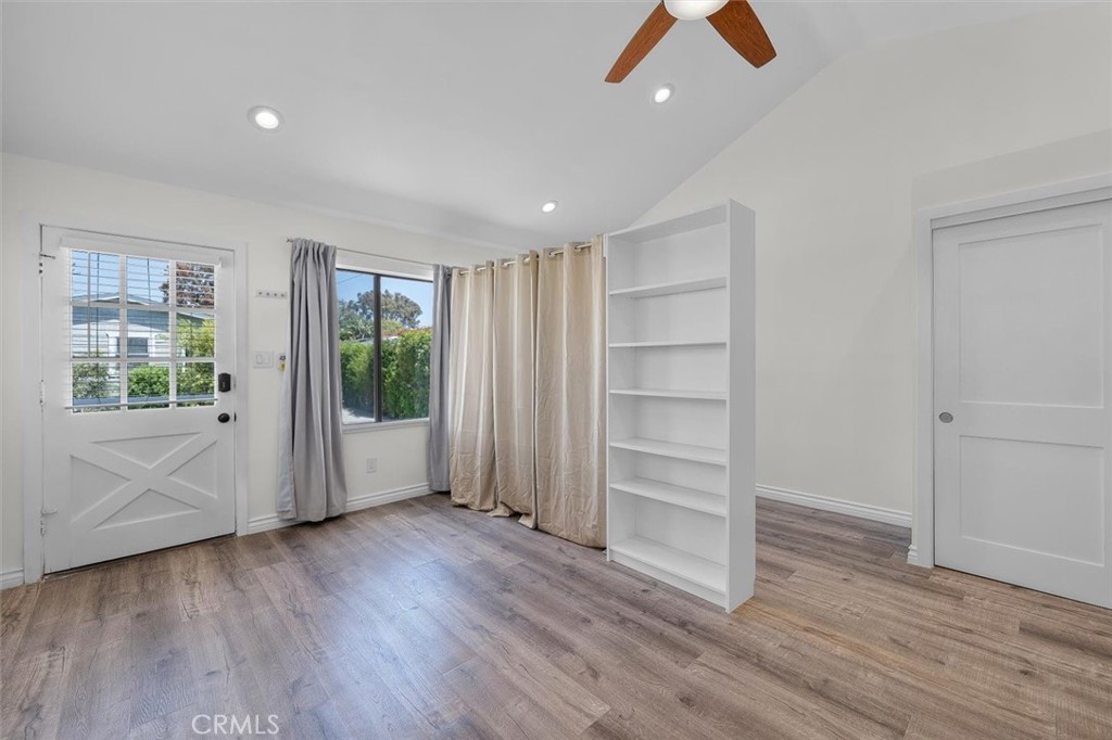 1430 Bonnie Brae