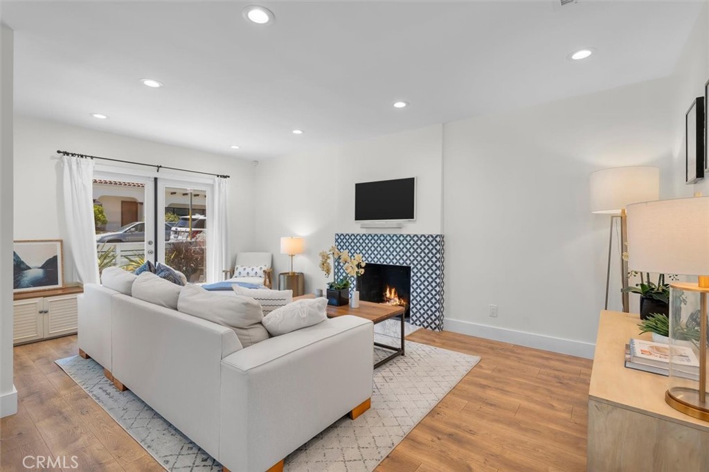 1430 Bonnie Brae