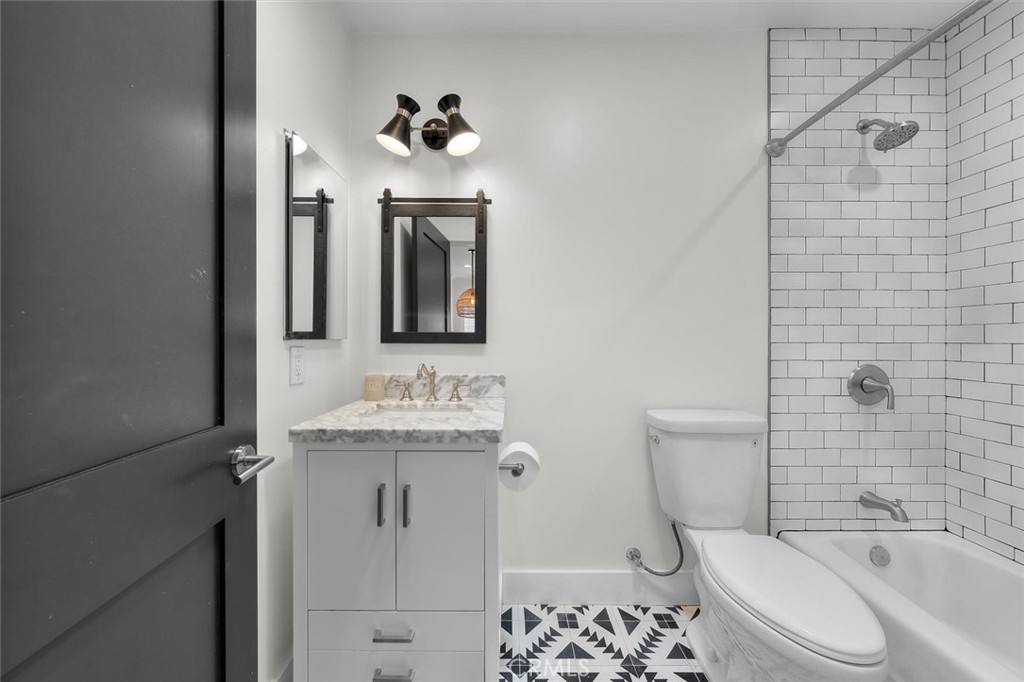 1430 Bonnie Brae