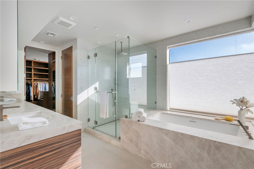 232 6th Street