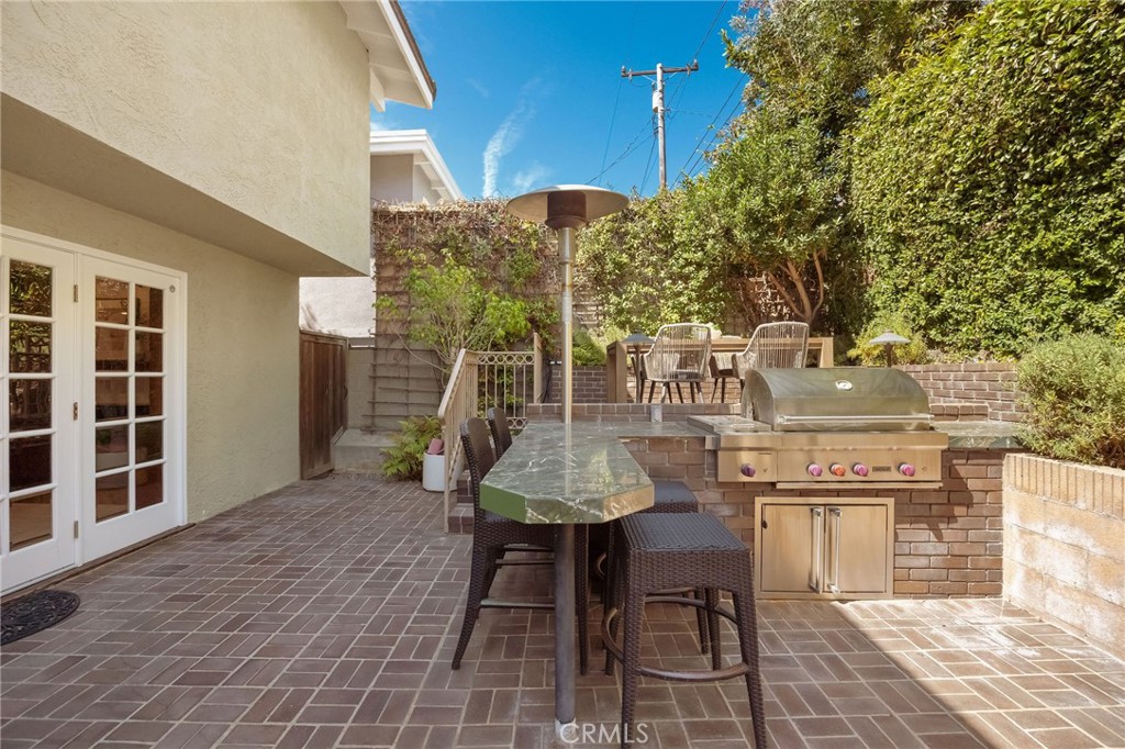 3504 N Poinsettia Avenue