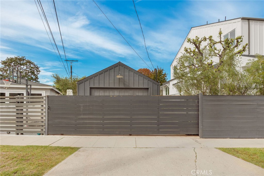 7400 W 80th Street