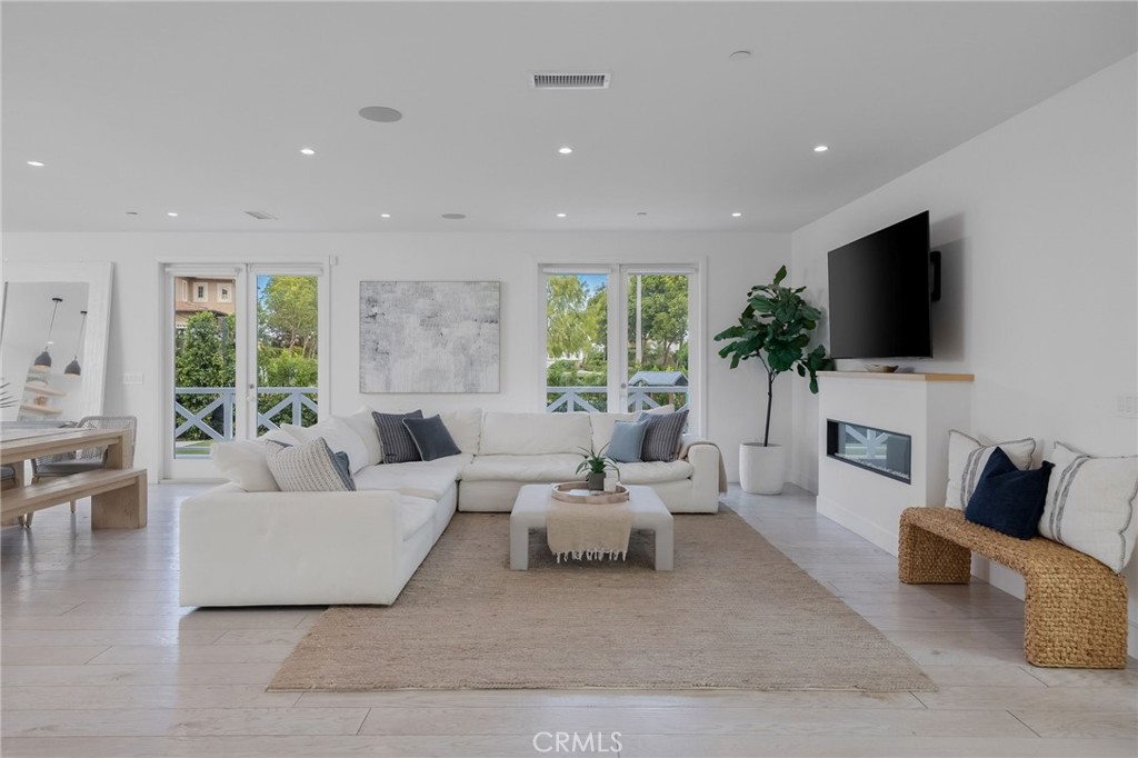 7400 W 80th Street