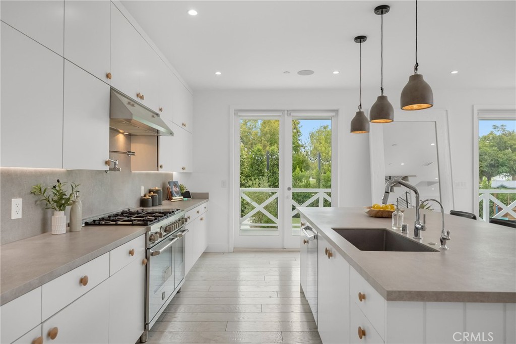7400 W 80th Street