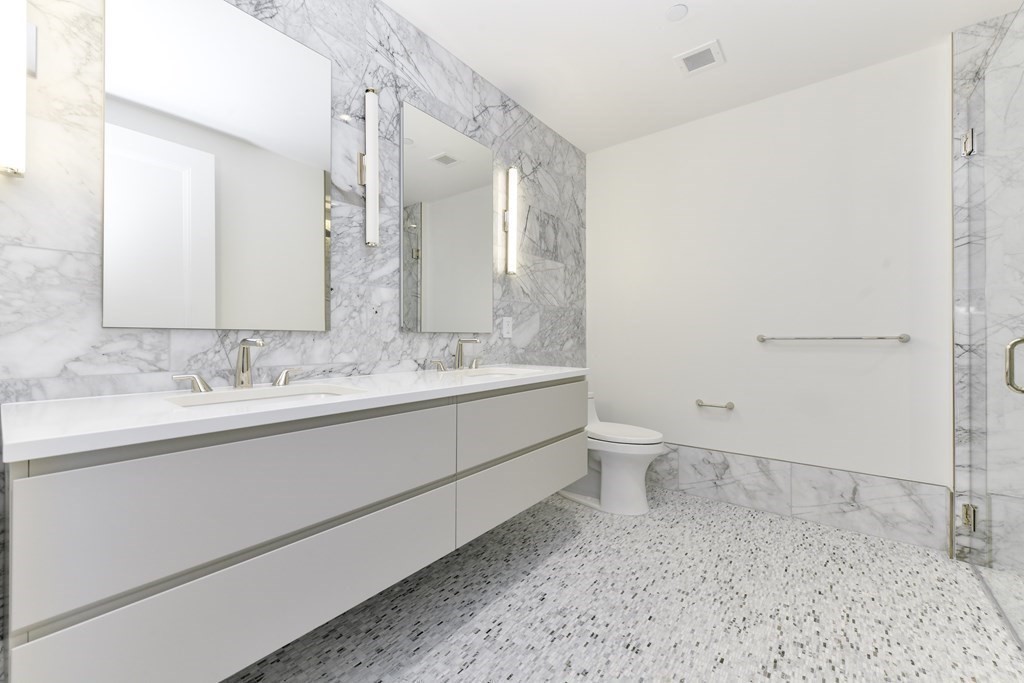 110 Sudbury Street # 3704
