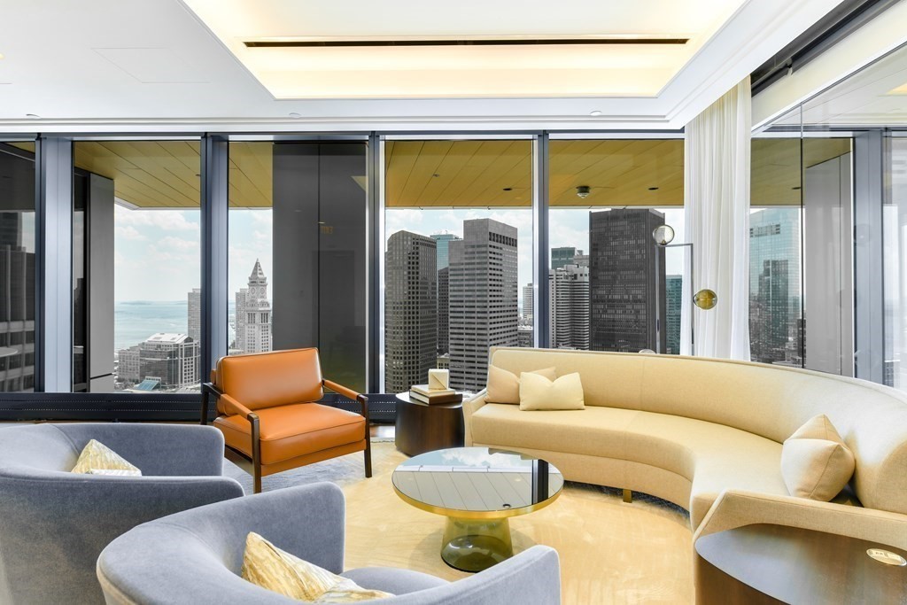 110 Sudbury Street # 3704