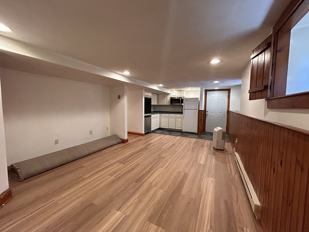 92 Wallingford Rd # B