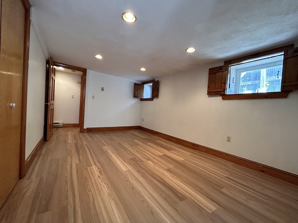 92 Wallingford Rd # B