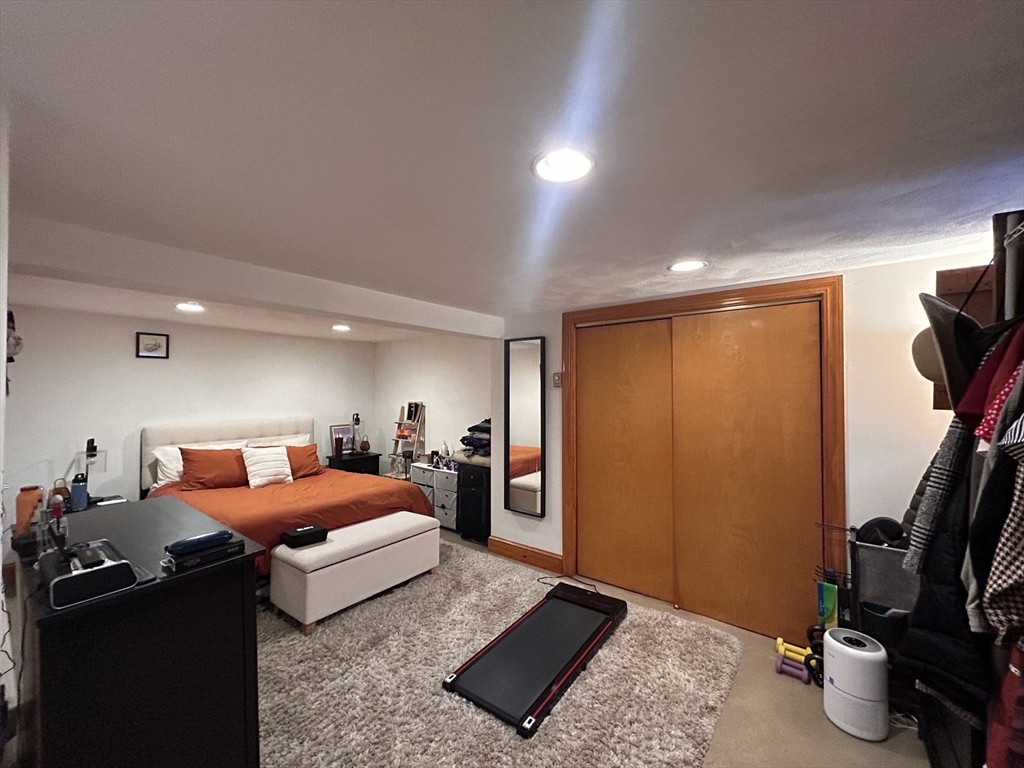 92 Wallingford Rd # B