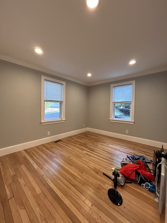113 Highland Ave Unit: -