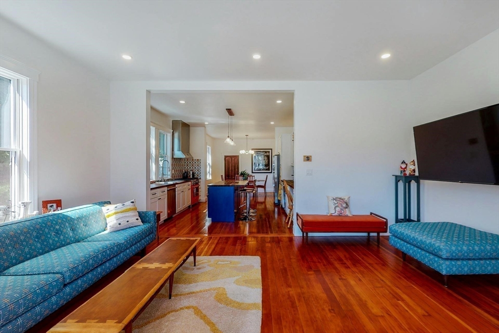 200-202 Crafts St # 1