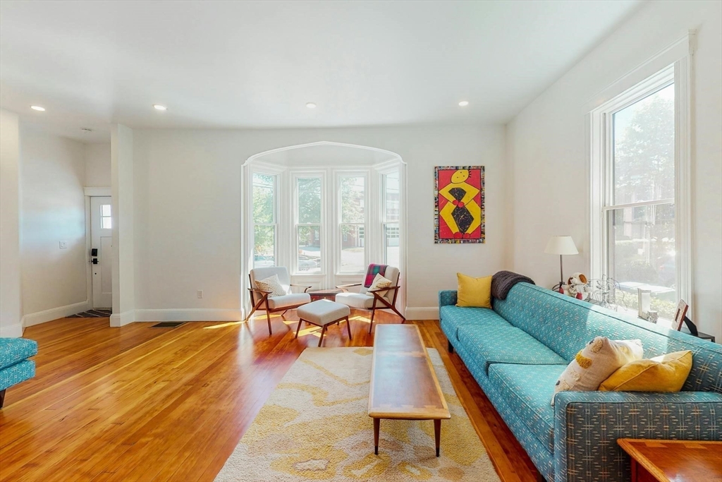 200-202 Crafts St # 1