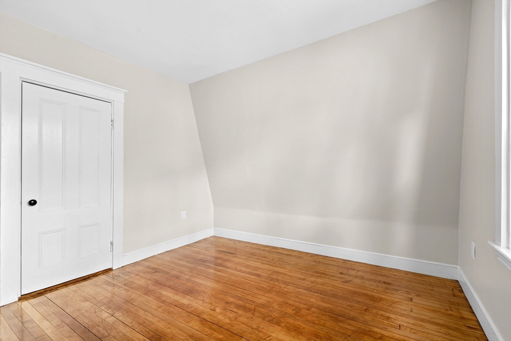 65 Durnell Ave