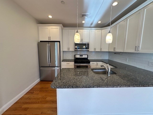 15 Dana Ave # 6