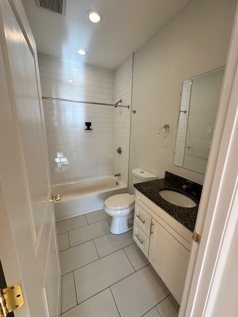 15 Dana Ave # 6