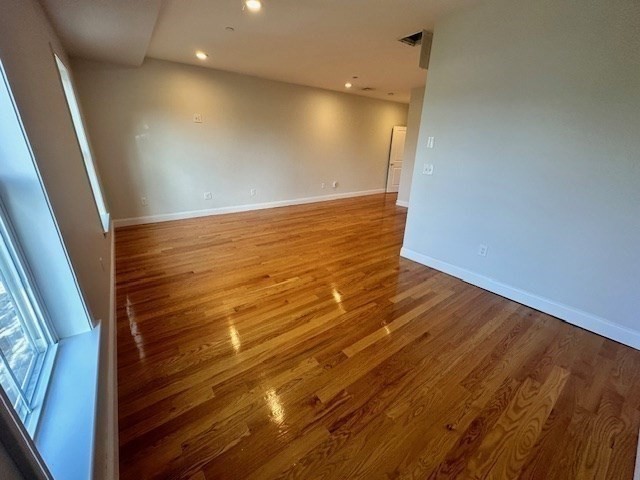 15 Dana Ave # 6