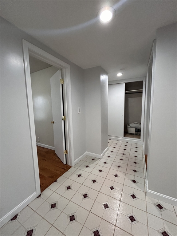 6 Jefferson St # 4