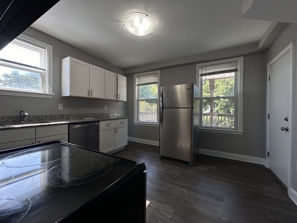 34 Crescent St # 3