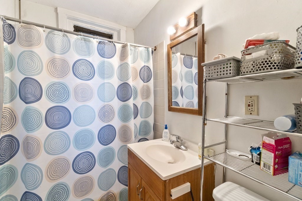 1157 Commonwealth Ave # 4