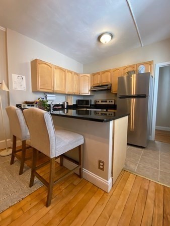 43 Park Vale Ave # 4