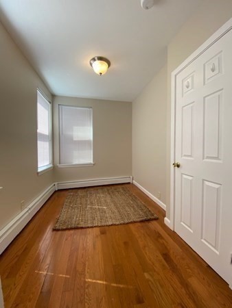 43 Park Vale Ave # 4