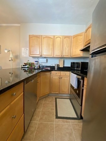 43 Park Vale Ave # 4