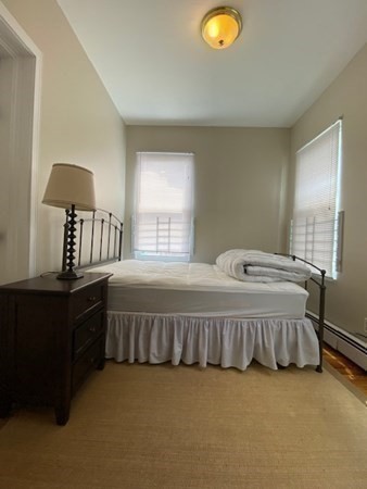 43 Park Vale Ave # 4